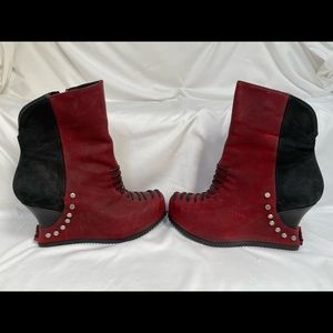 JOHN FLUEVOG Red Conquer Maleika Studded Wedge Ankle Boots